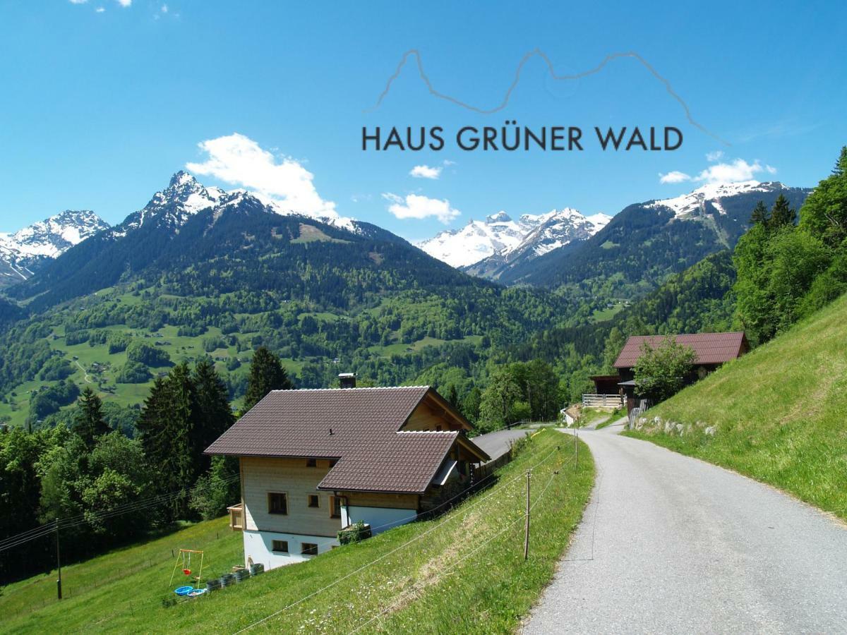 Haus Gruener Wald Apartamento Bartholomäberg Exterior foto